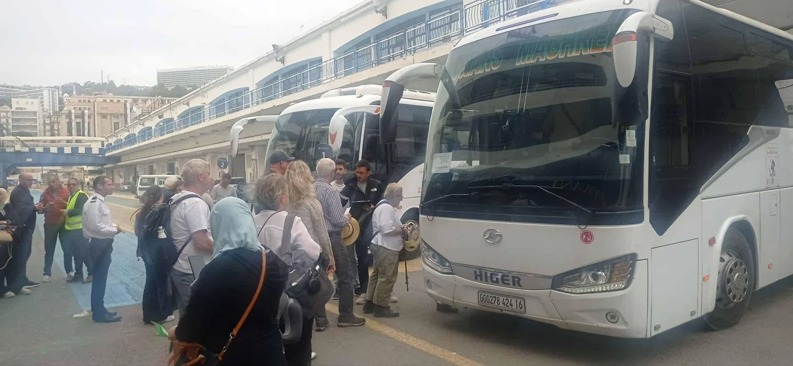 استقبال الباخرة PONANT Le Mont d’Urville بميناء الجزائر