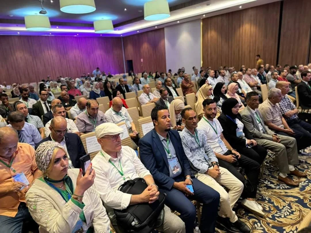 اللقاء الوطني حول وجهة الجزائر وتشجيع الاستثمار السياحي بمستغانم