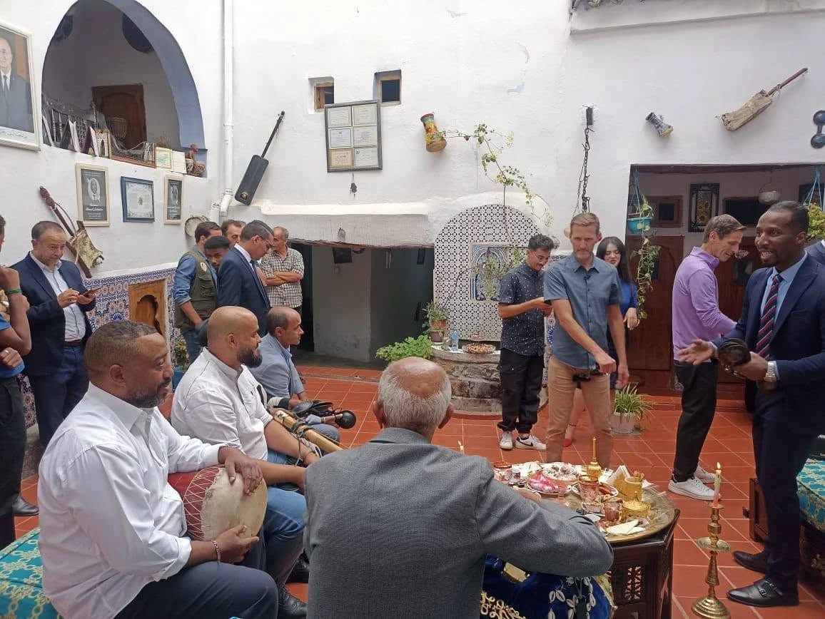 Visita del grupo periodístico estadounidense de ABC7 a Constantina