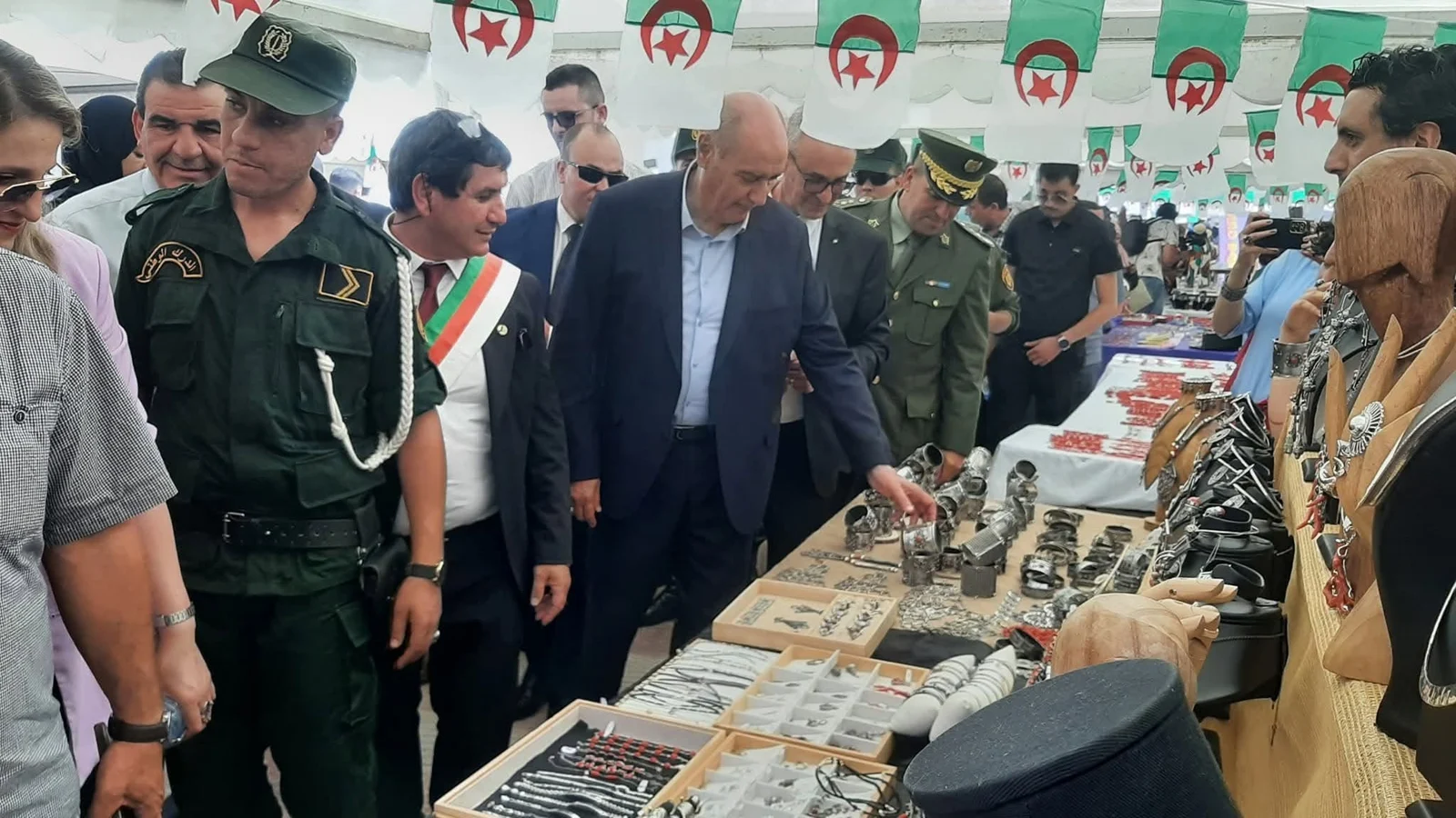 افتتاح الطبعة التاسعة عشرة لعيد الفضة بآث يني