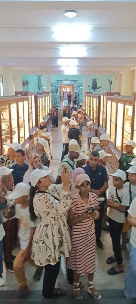Partida de los estudiantes de la escuela de Al-Maghrib a Orán