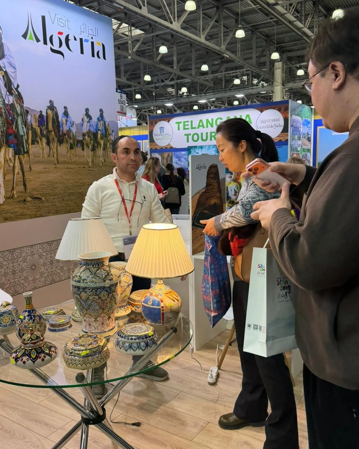 阿尔及利亚的代表首次亮相莫斯科MITT展会