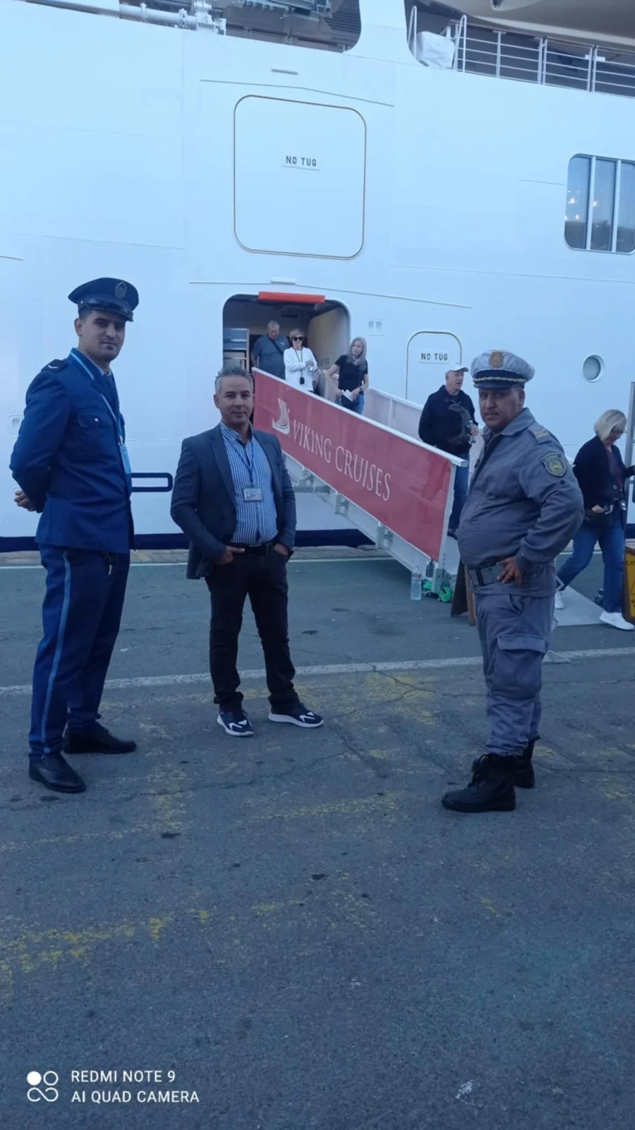 Принятие туристического лайнер Viking Saturn в Алжире в ноябре