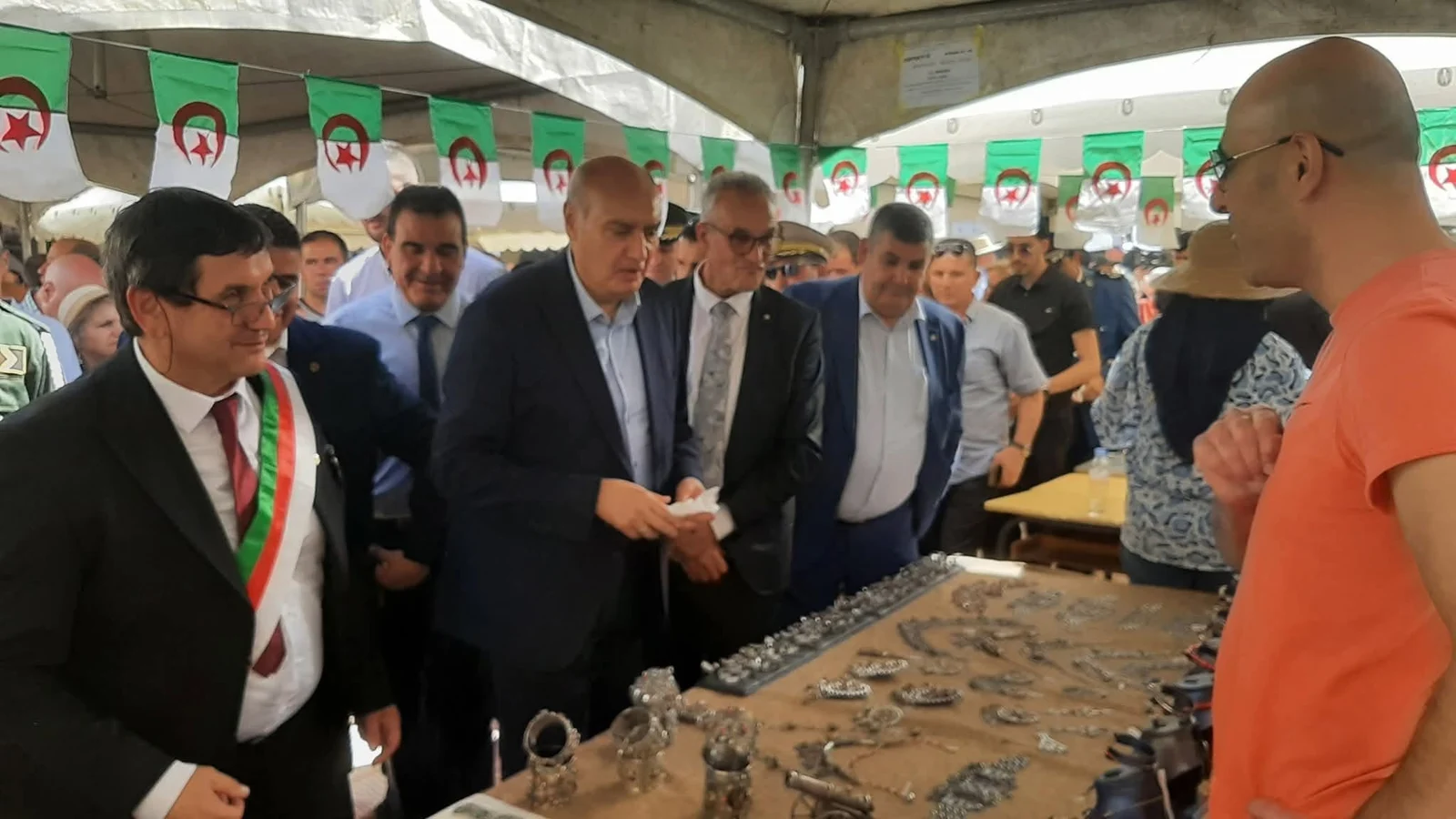 افتتاح الطبعة التاسعة عشرة لعيد الفضة بآث يني
