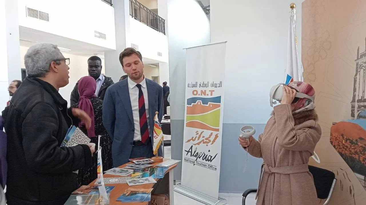 مشاركة الديوان في الملتقى العلمي بالمدرسة الوطنية العليا للرياضيات