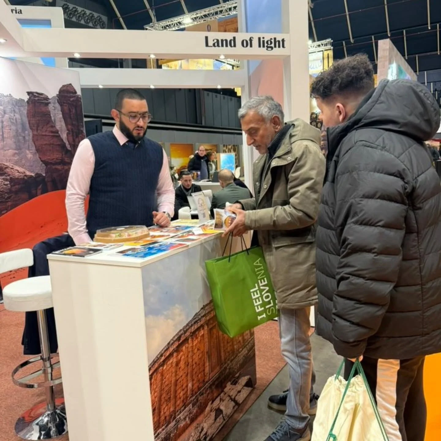 本届阿尔及利亚展台的最后一天,Vakantiebeurs