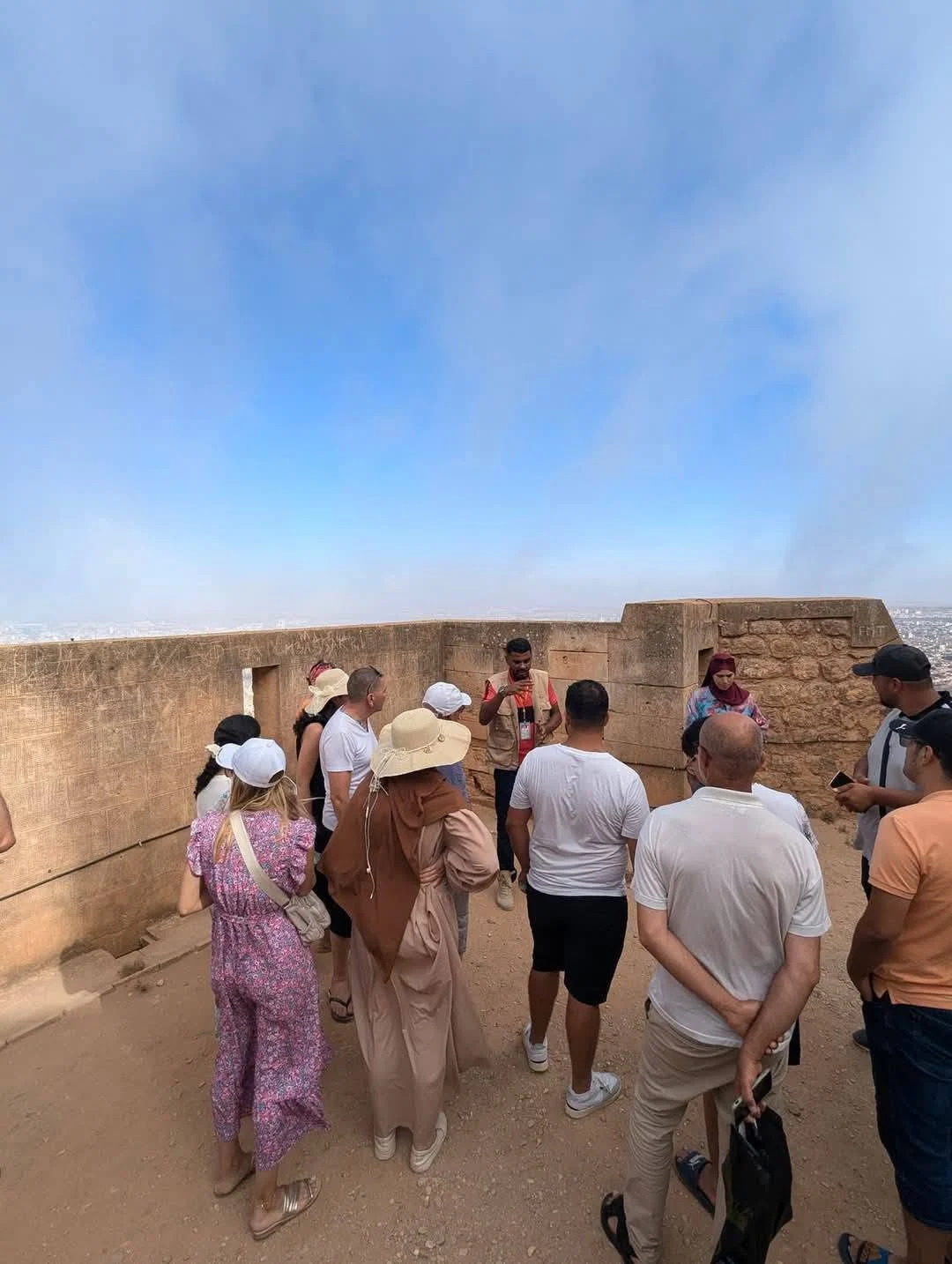 تهنئة بمناسبة اليوم العالمي للإرشاد السياحي