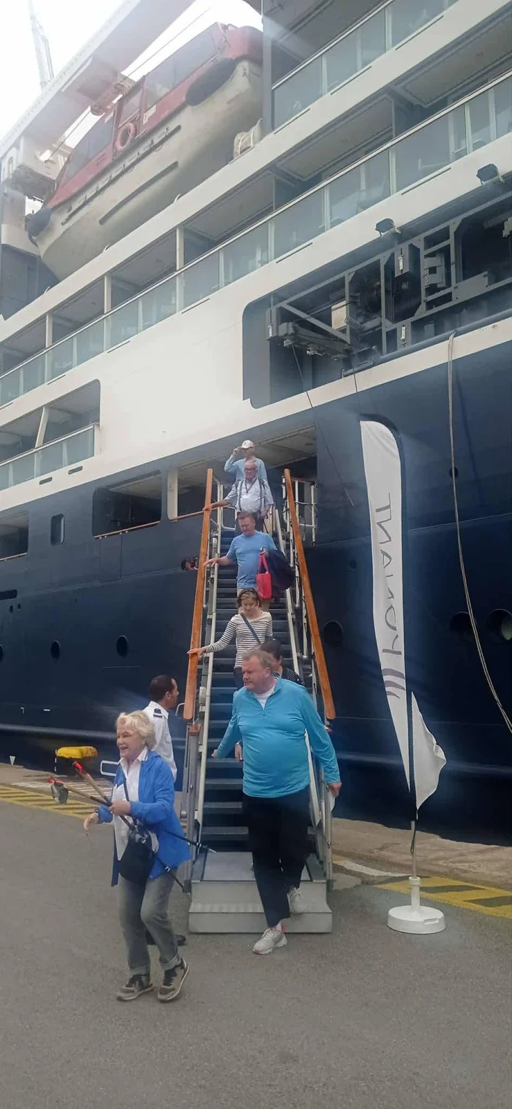استقبال الباخرة PONANT Le Mont d’Urville بميناء الجزائر