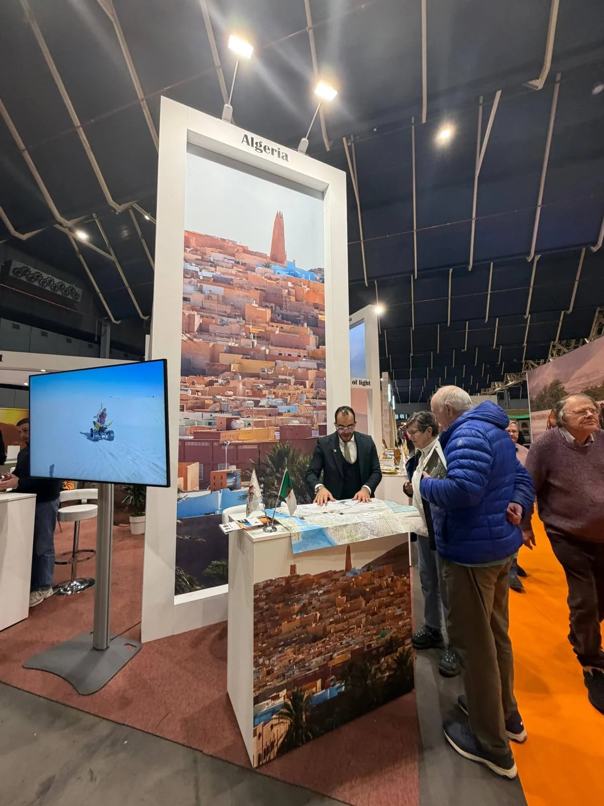 Второй день выставки Женналя в Vakantiebeurs 2026