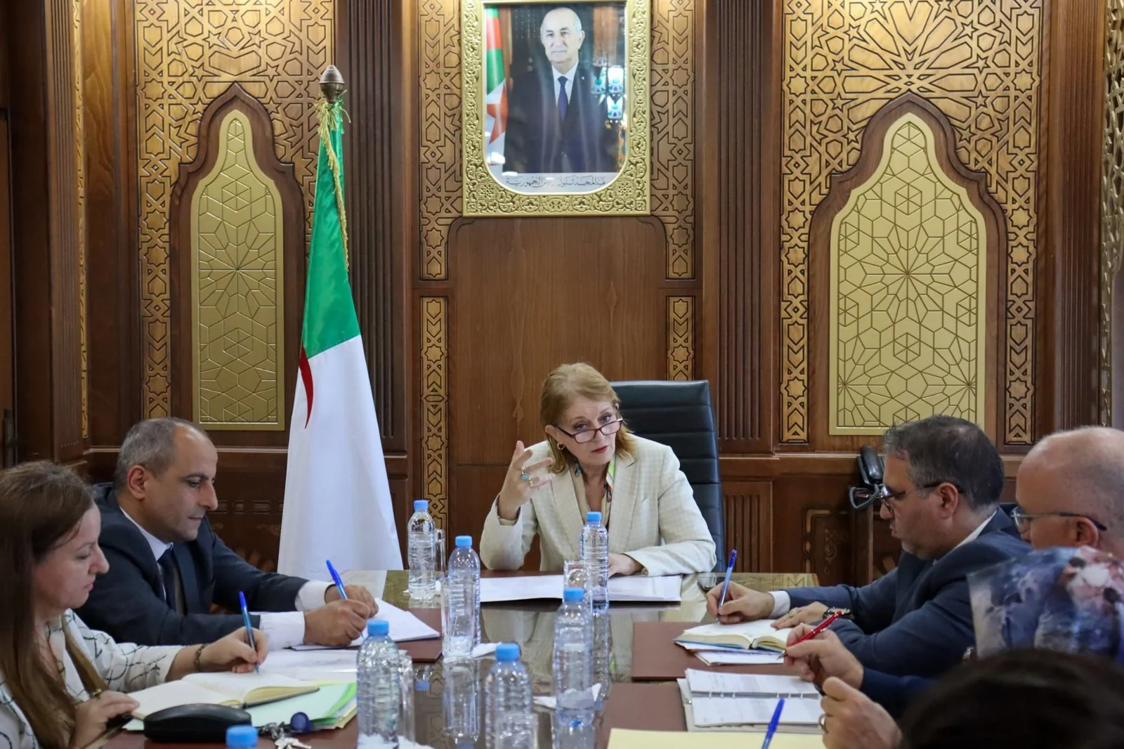 تنصيب لجنة تحضير الصالون الدولي للصناعة التقليدية