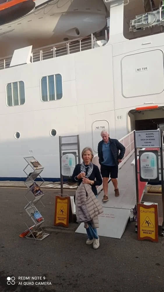 Arrivée du vaisseau touristique Viking Saturn au port algérien