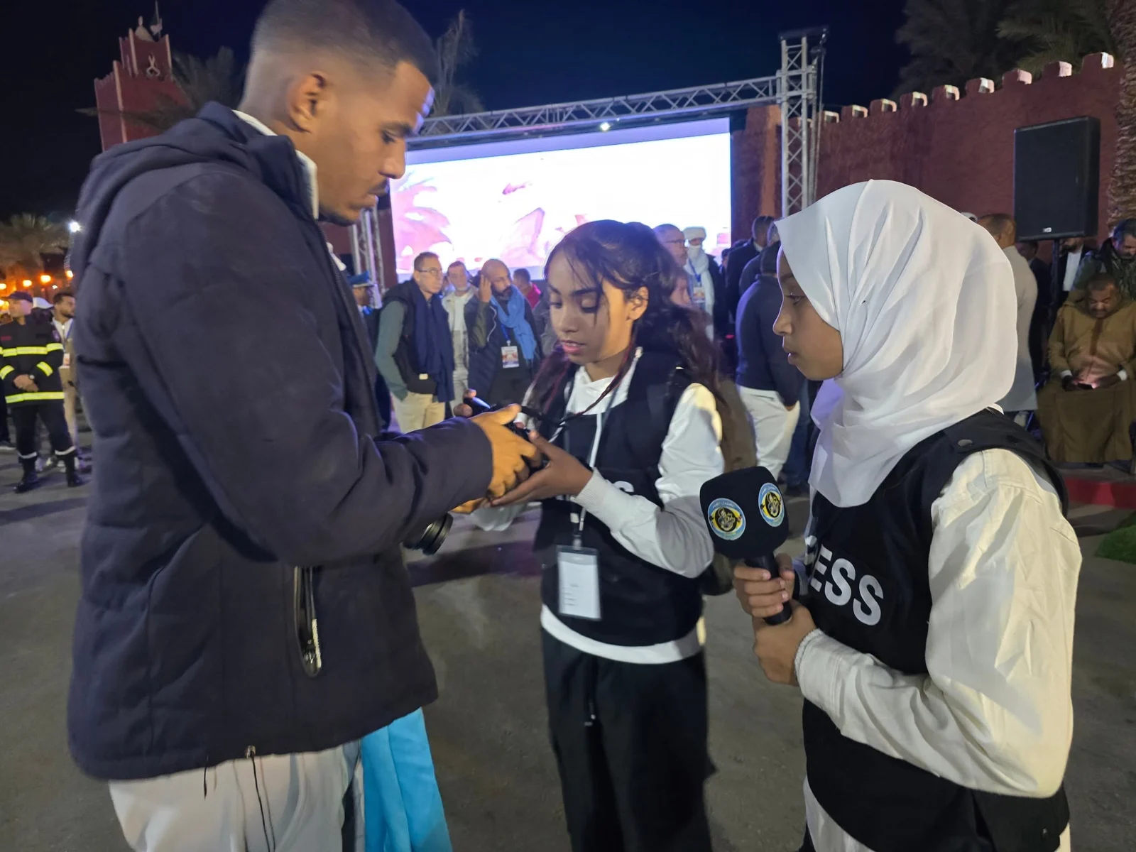Young Journalist Club coverage of the Timimoun Festival