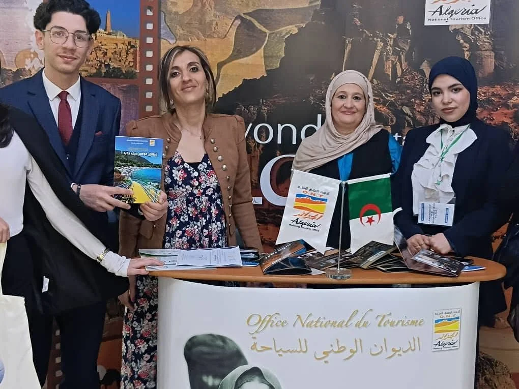 مشاركة الديوان في الطبعة الثالثة لمنتدى التربصات والتوظيف