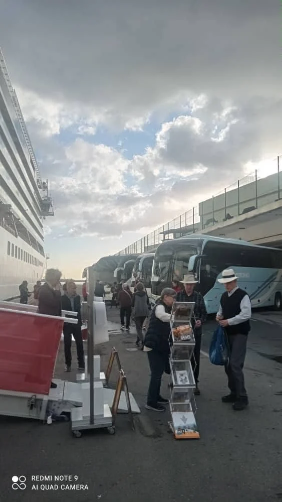 Arrivée du vaisseau touristique Viking Saturn au port algérien
