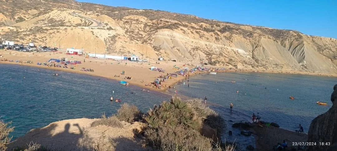 一次媒体之旅，前往艾因·提莫申特，以“这个夏天在阿尔及利亚，找到你的灵魂”为主题
