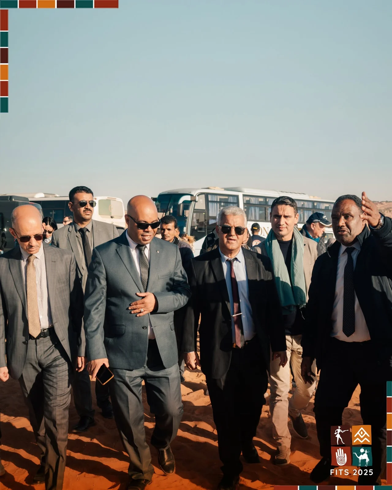 Recorrido de los representantes de las misiones diplomáticas en Timimoun y Oudai el Assaf