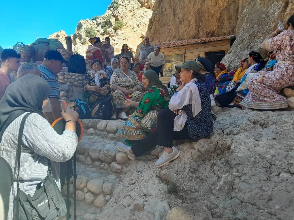 Excursión de periodistas a Taborit, elemento de la localidad de Bougnit