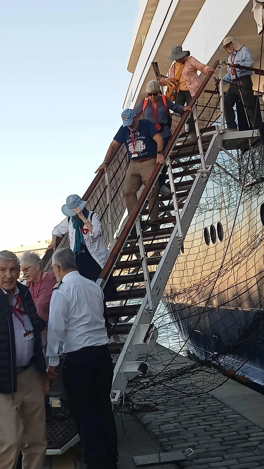 Arrivée d'un bateau touristique au port d'Alger – octobre 2025