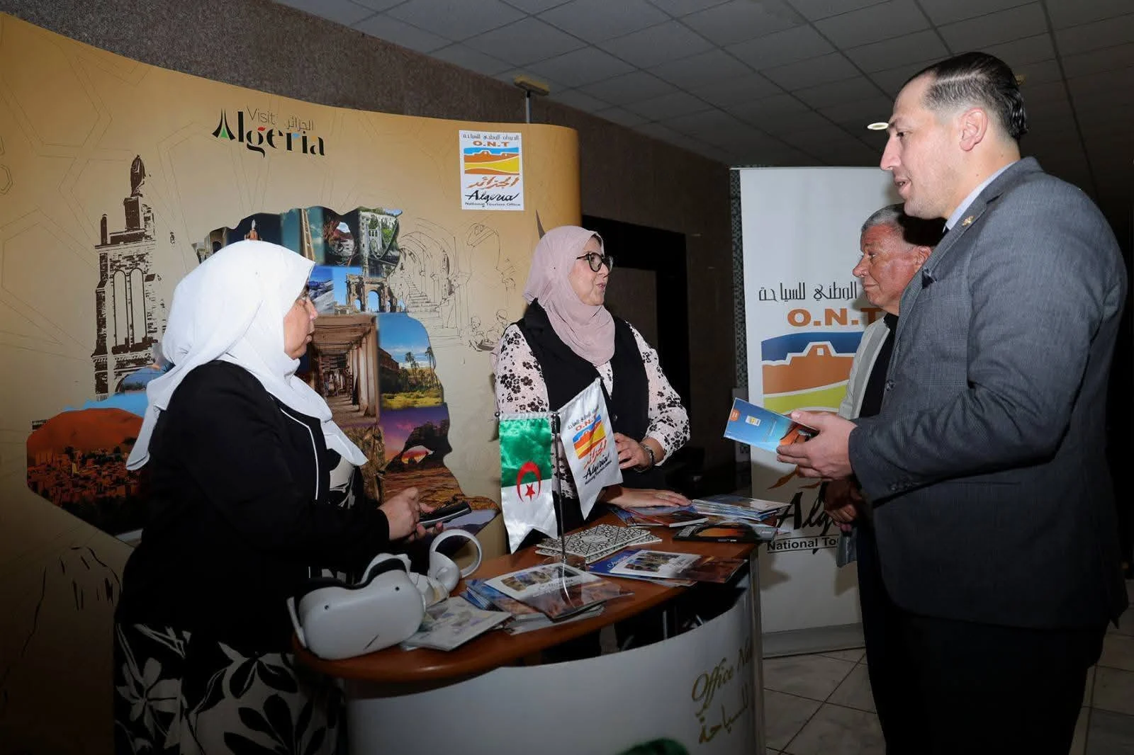 مشاركة الديوان في فعاليات اليوم الدولي للإنجليزية English Day