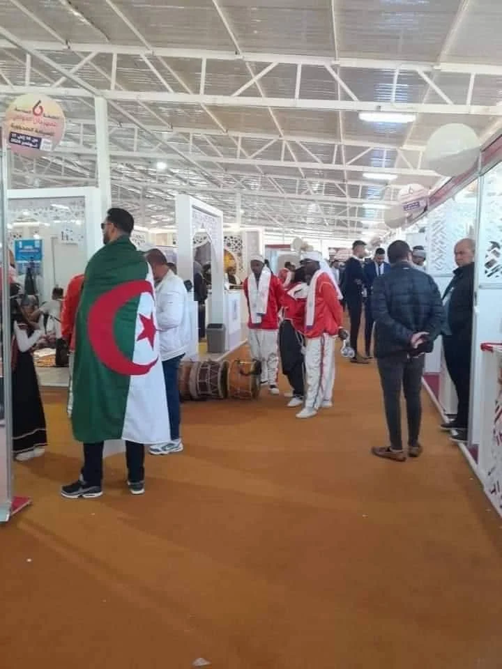 El salón del Diwan en el Festival Internacional de Turismo de las regiones áridas
