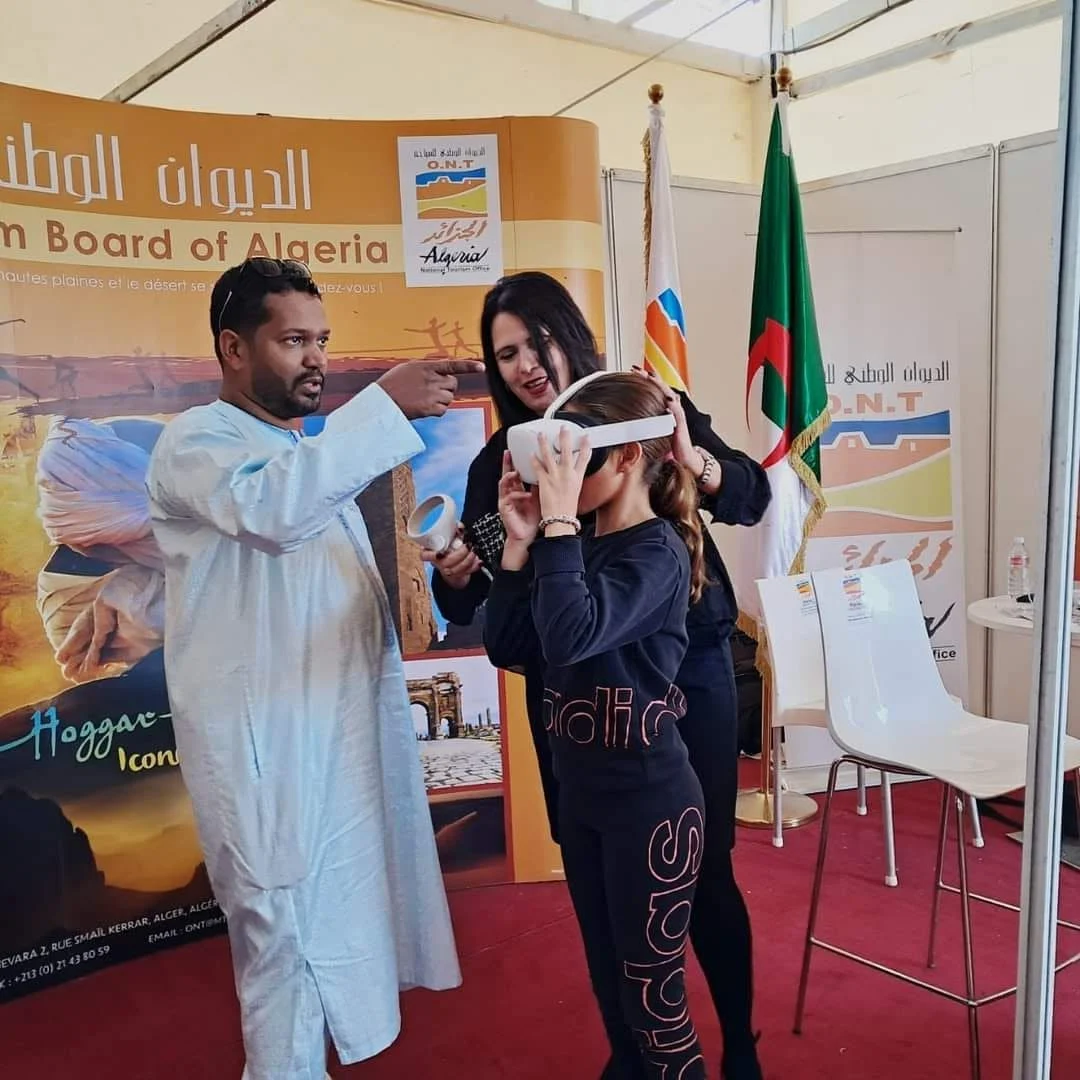 El salón del Diwan en el Festival Internacional de Turismo de las regiones áridas