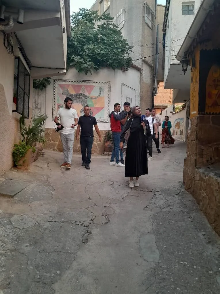 Excursión de periodistas a Aït Yne y a la aldea Aït L'Hassan, Tizi Ouzou