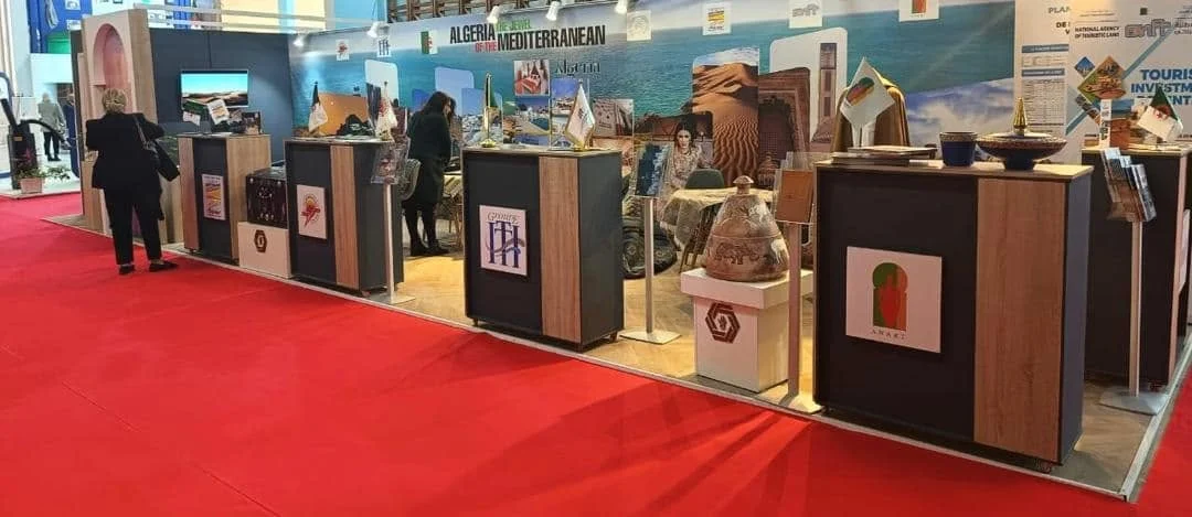 迪万参与了阿尔及利亚产品博览会第32届展版