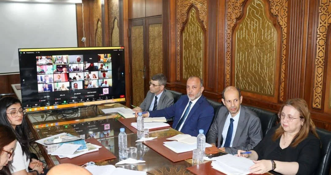 Reunión de coordinación entre la ministra de Turismo y los directores del turismo y la industria tradicional