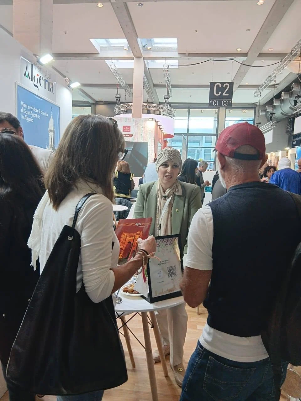 Segundo día de participación de Argelia en el Salón Turístico de Rimini