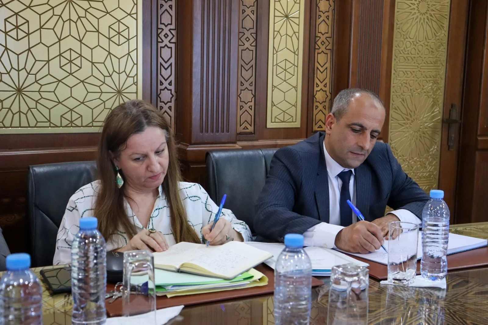 تنصيب لجنة تحضير الصالون الدولي للصناعة التقليدية