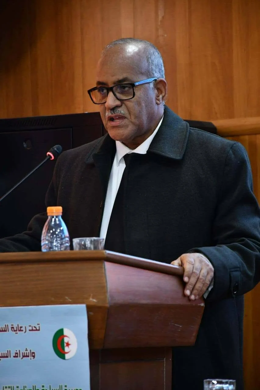 مشاركة الديوان في اليوم الدراسي حول السياحة الصحراوية بالمنيعة