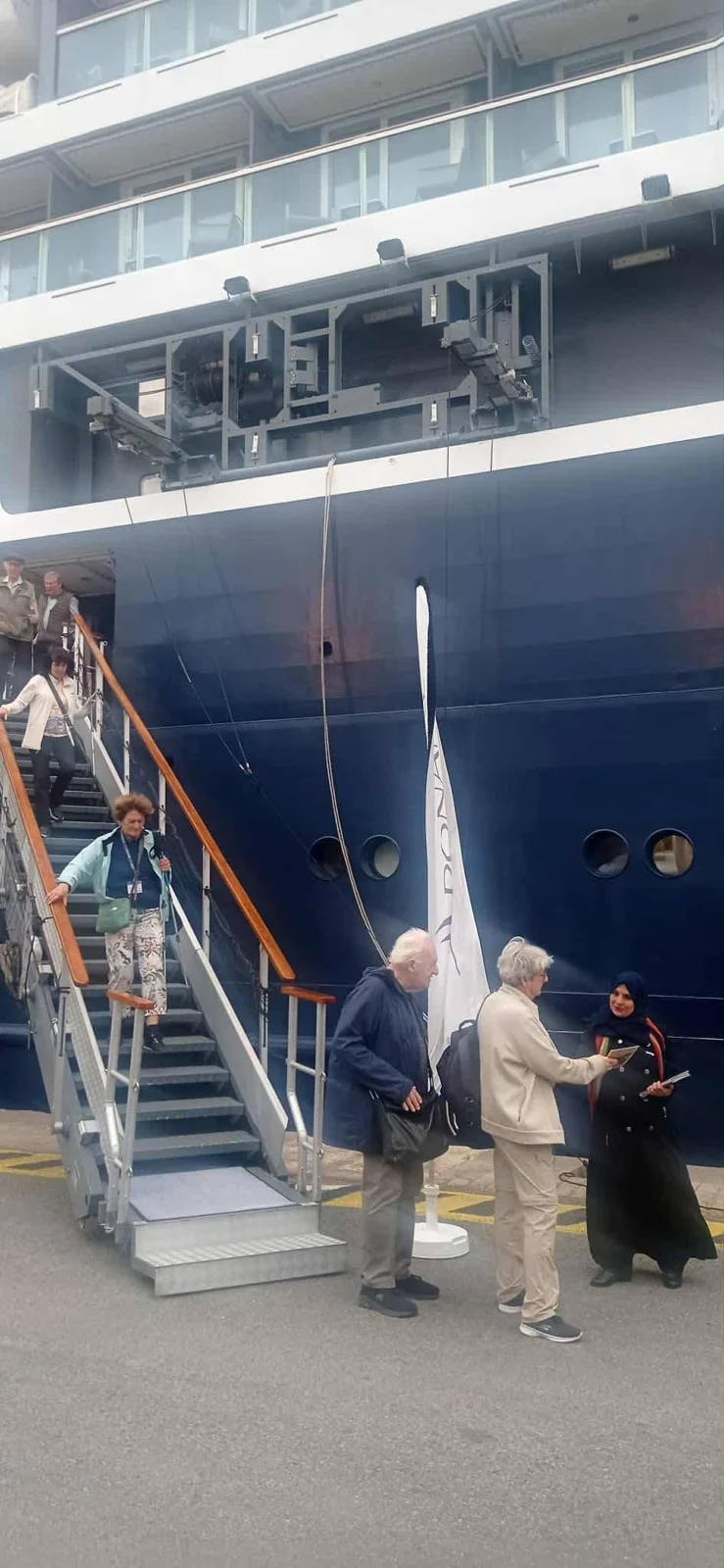 استقبال الباخرة PONANT Le Mont d’Urville بميناء الجزائر