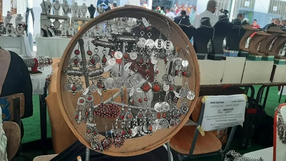 افتتاح الطبعة التاسعة عشرة لعيد الفضة بآث يني