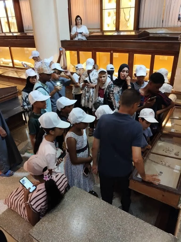 Partida de los estudiantes de la escuela de Al-Maghrib a Orán
