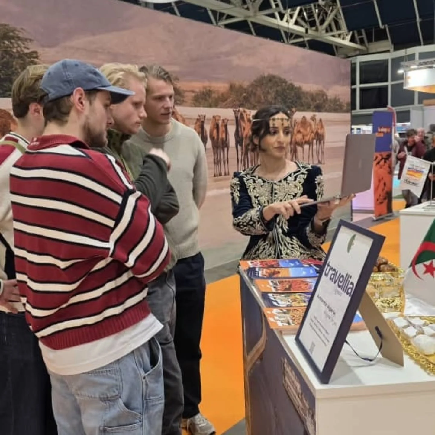 本届阿尔及利亚展台的最后一天,Vakantiebeurs