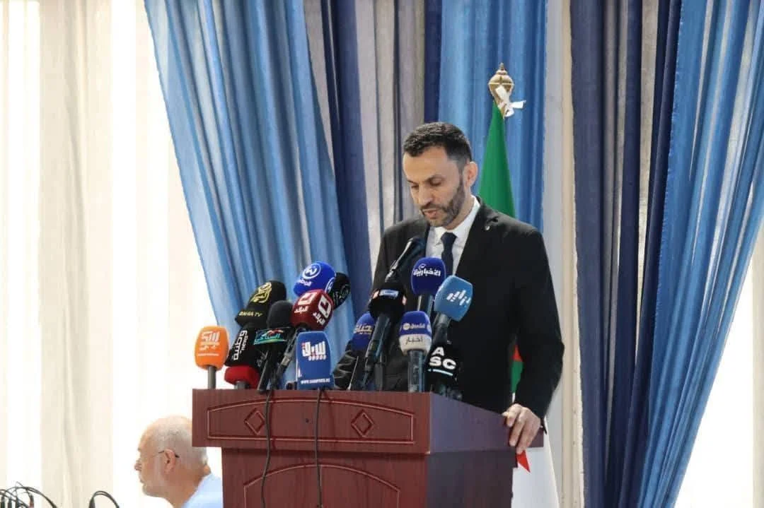 اليوم الدراسي حول الابتكار الرقمي في السياحة الجزائرية