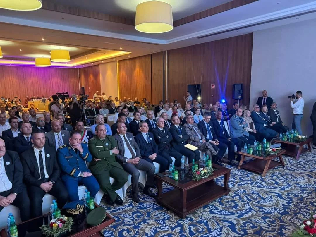 اللقاء الوطني حول وجهة الجزائر وتشجيع الاستثمار السياحي بمستغانم