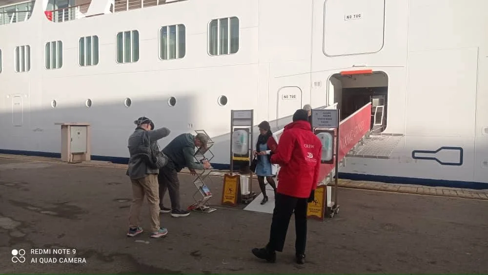 Arrivée du vaisseau touristique Viking Saturn au port algérien