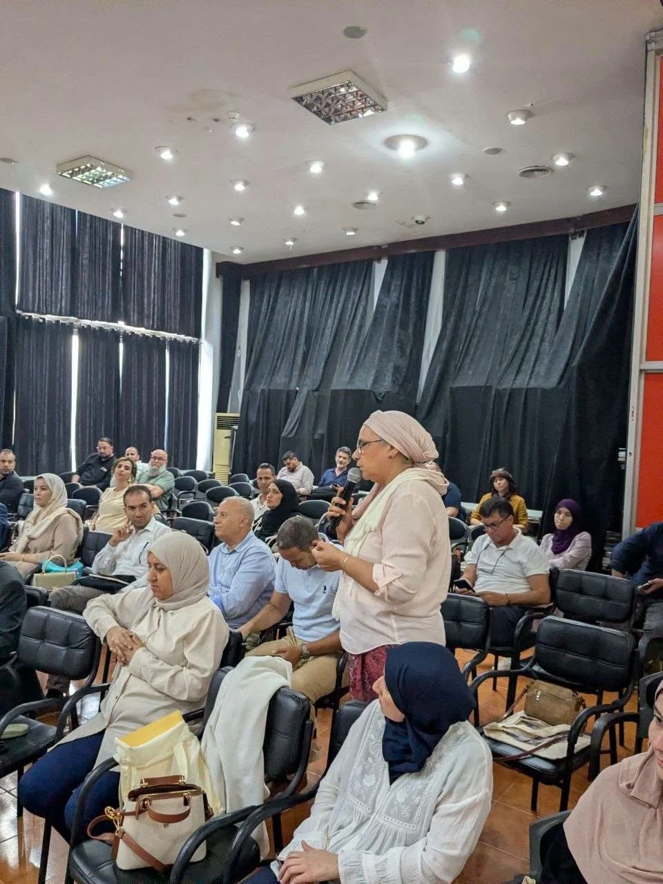 لقاء تحسيسي حول دور وكالات السياحة والأسفار في الترويج للوجهة الجزائرية