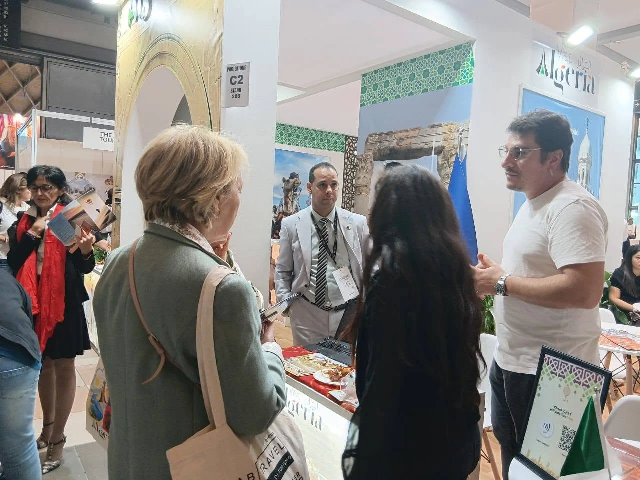 Segundo día de participación de Argelia en el Salón Turístico de Rimini