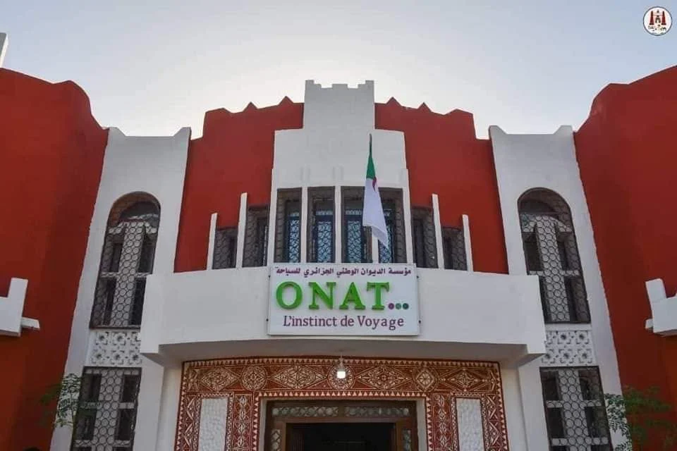 Inicio de las instalaciones de ONAT en Adrar y lanzamiento de un viaje a Tamanit y Tamasack